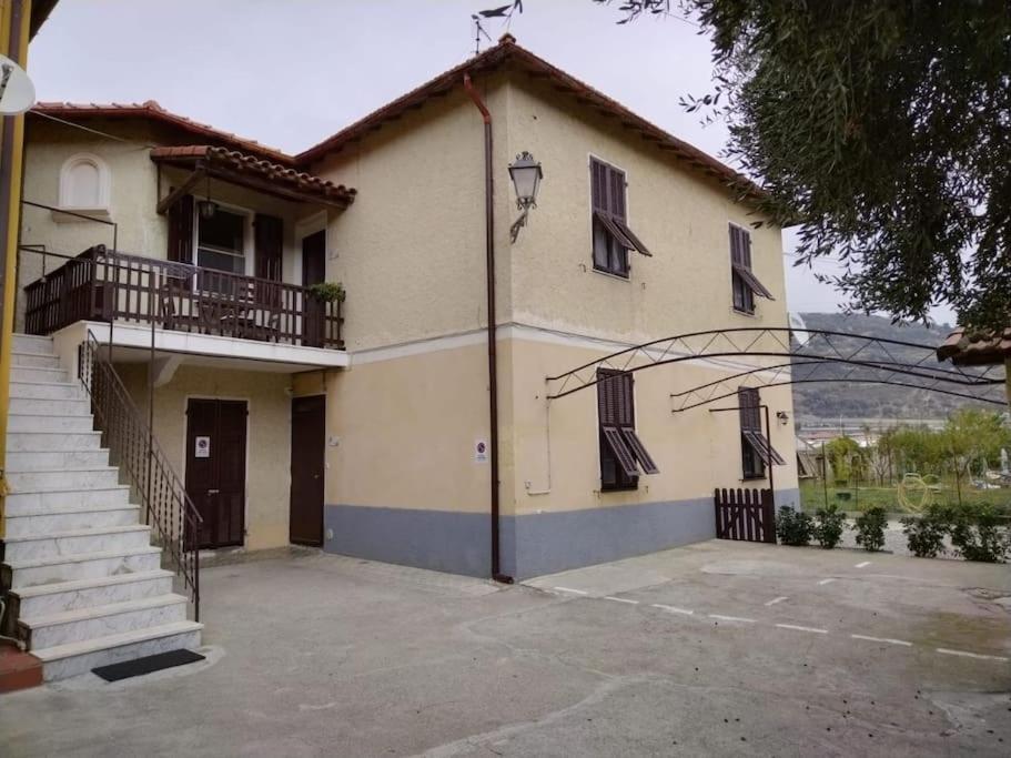 Casa Sveva, A Pochi Passi Dalle Spiagge E Dal Centro Di Arma Di Taggia. Eksteriør bilde
